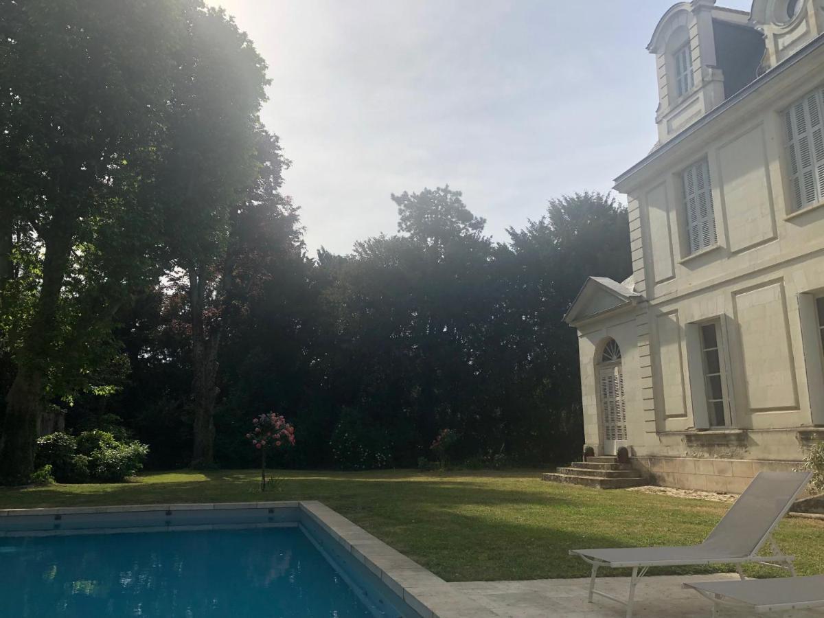 Bed and Breakfast La Grande Carree Saint-Cyr-sur-Loire Exteriér fotografie