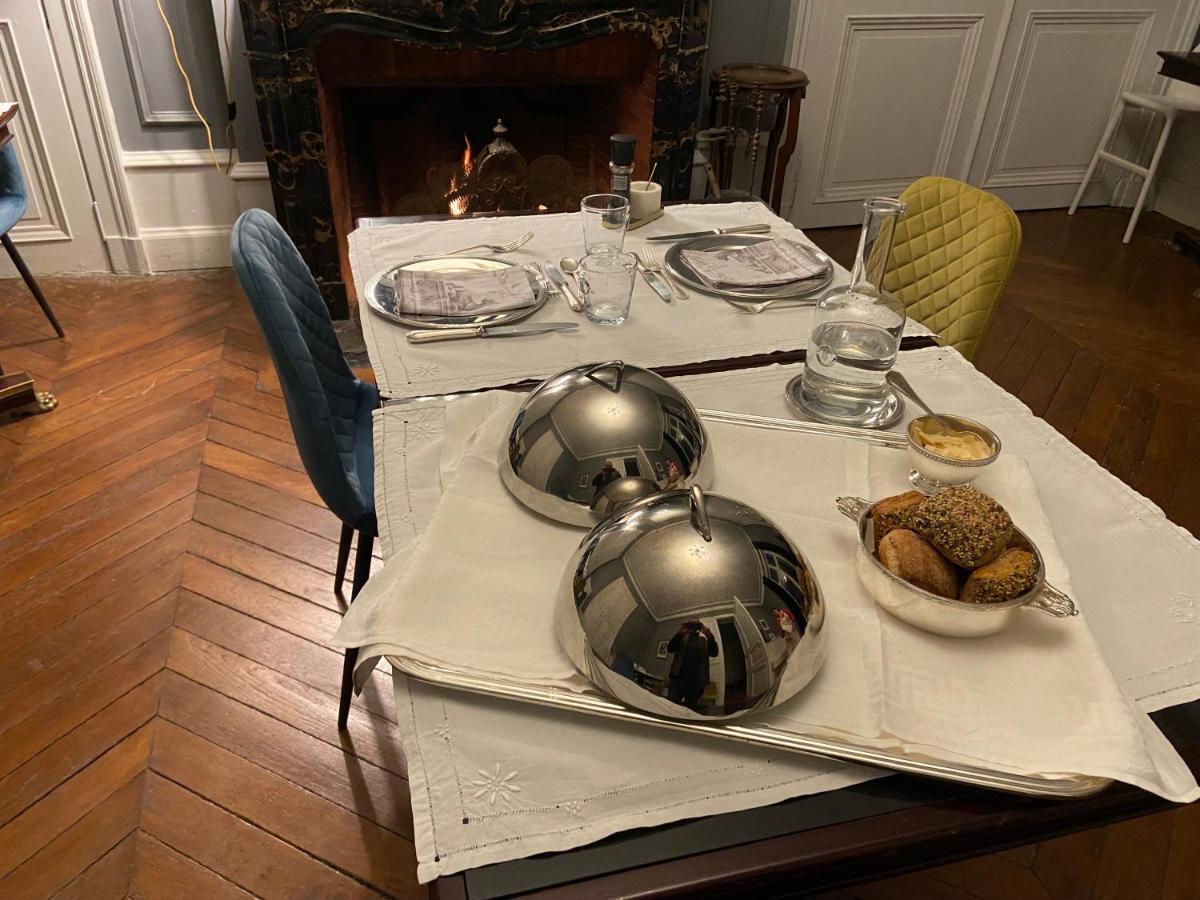 Bed and Breakfast La Grande Carree Saint-Cyr-sur-Loire Exteriér fotografie