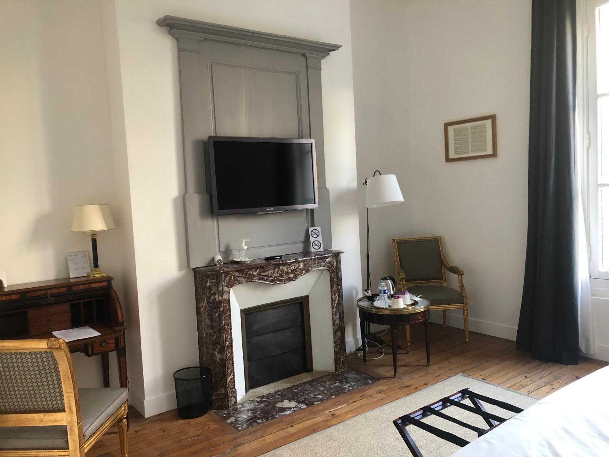 Bed and Breakfast La Grande Carree Saint-Cyr-sur-Loire Pokoj fotografie